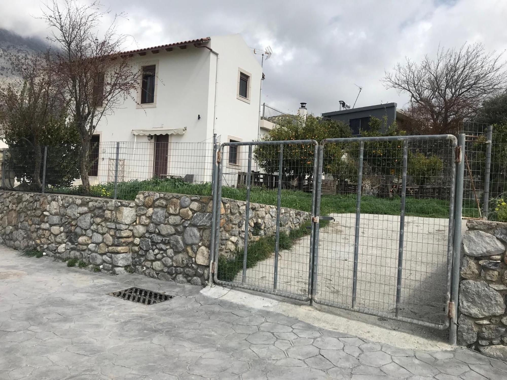 Papa-Antonis Stone House Vila Zarós Exterior foto